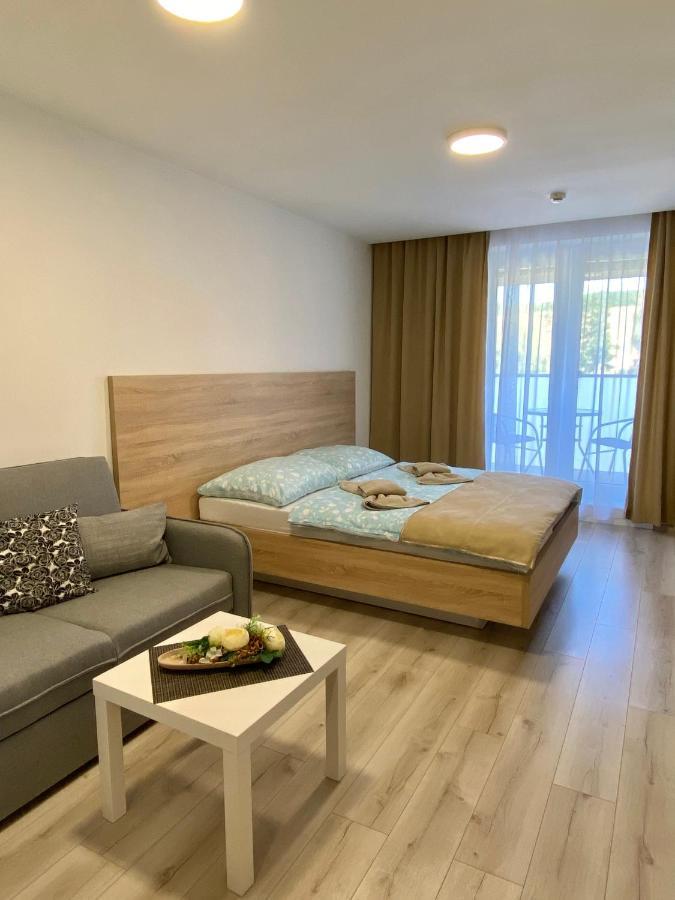 Apartman Flower Podhájska エクステリア 写真