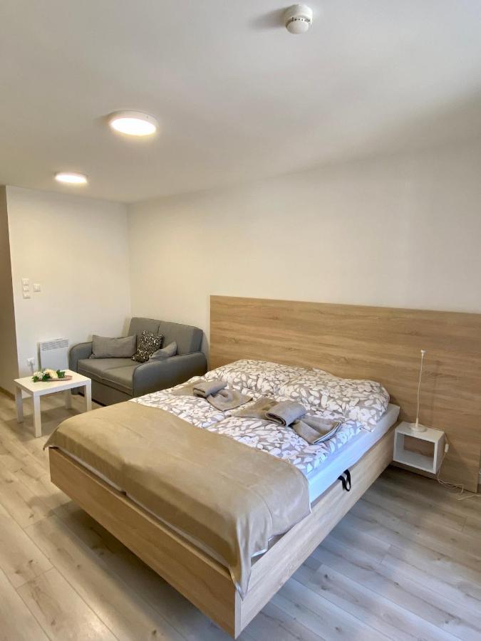 Apartman Flower Podhájska エクステリア 写真